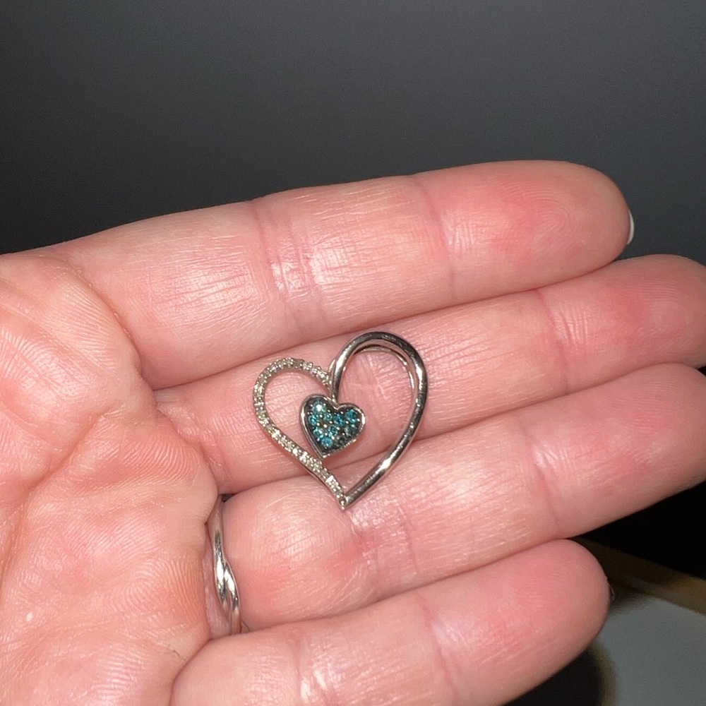 1/4 ct.Diamond Pendent